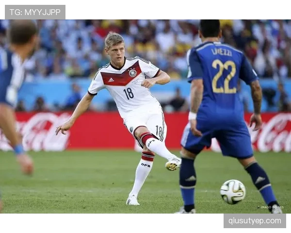 克罗斯本赛季直塞突破后防的果敢程度较赛季初显著提升