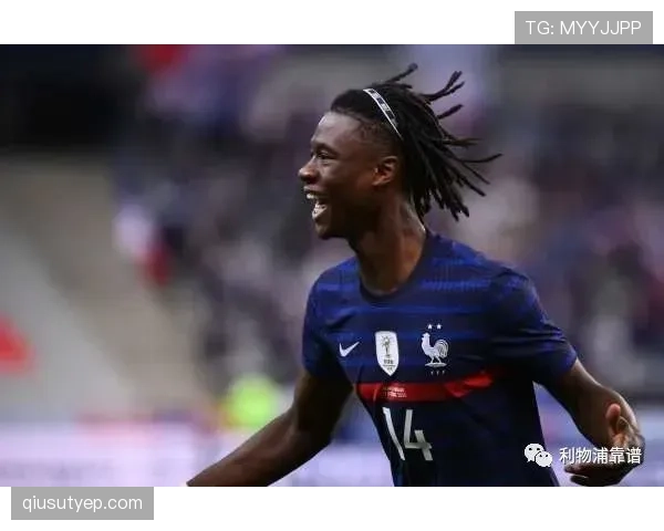 卡马文加与坎特的防守覆盖范围及移动效率差异解析